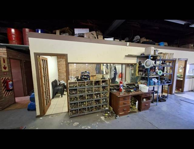 INDUSTRIAL FOR SALE IN ALTON